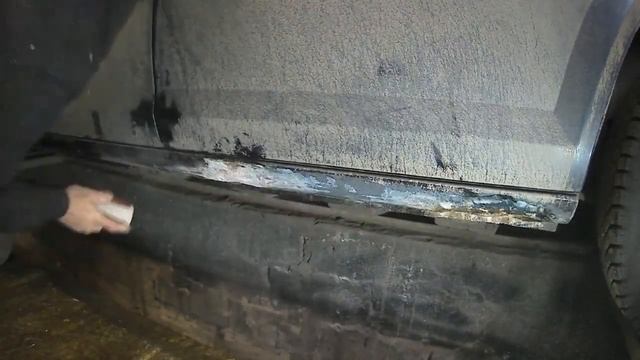 Как заделать дыры в порогах авто с помощью картона. БЕЗ СВАРКИ!!! смотреть онлайн