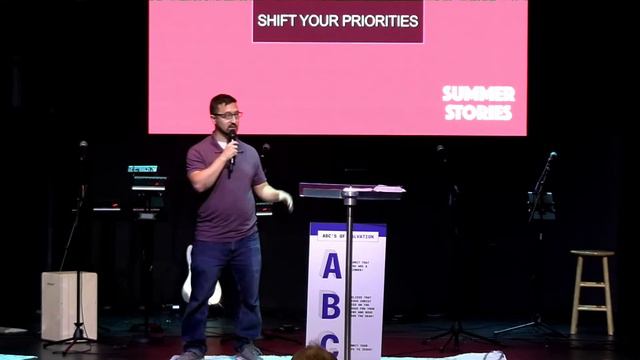 Summer Stories - The Rich Fool | Pastor Zach McCue | Sunday, July 17 смотреть онлайн
