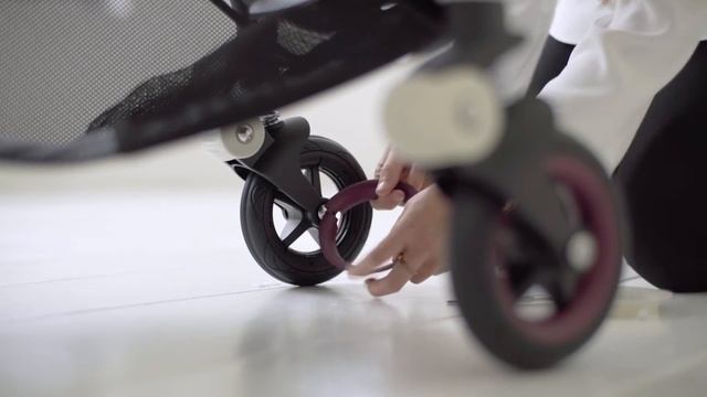 bugaboo bee⁵ demo - changing the rims смотреть онлайн