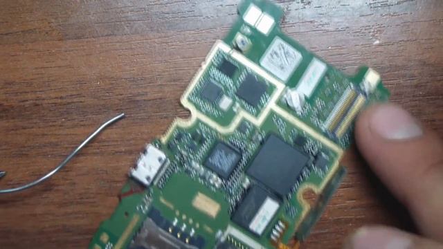 LG KF 300 гнездо заряда смотреть онлайн