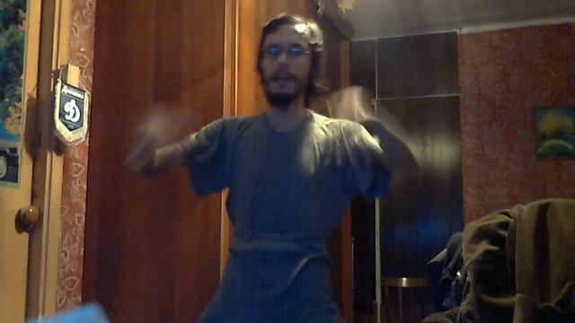 Песня и танец на непонятном языке-часть2.wmv смотреть онлайн
