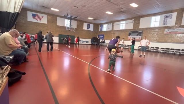 Влог Учёба в университете Баскетбольная игра Фастфуд в Америке смотреть онлайн