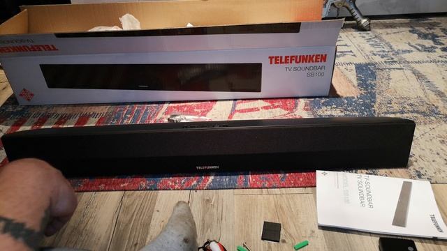 Unboxing Telefunken SB100 2.1 TV-Soundbar (40 Watt (RMS), AUX-In, Line-In, Wandmontage-Zubehör) смотреть онлайн