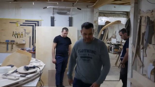 Тест деревянного стула нагрузка 250кг. смотреть онлайн
