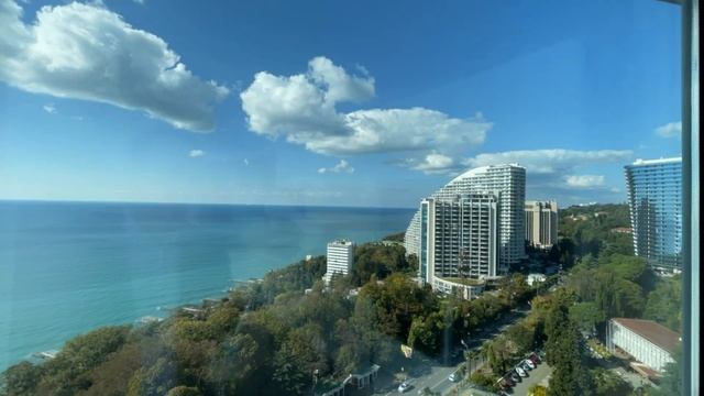 Большая Квартира с ремонтом и Видом на Море в Сочи [ЖК Солнечная Долина] смотреть онлайн