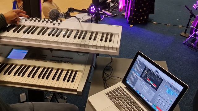 Mainstage 3 Tutorial - How to use Tap Tempo, Sampler, Metronome смотреть онлайн