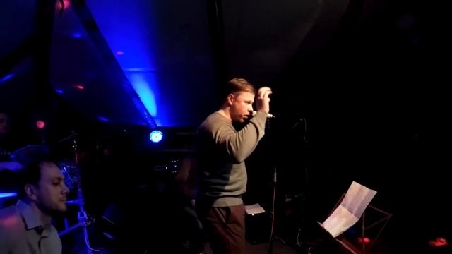 Канатчикова дача - Владимир Высоцкий (исп. Д.Гулев) смотреть онлайн