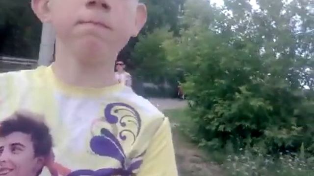 Я гуляю за домами