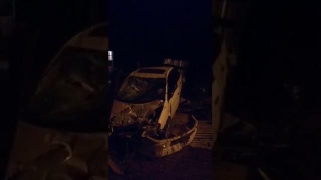 В Улан-Удэ пьяный водитель снёс забор и сбежал от «скорой» смотреть онлайн