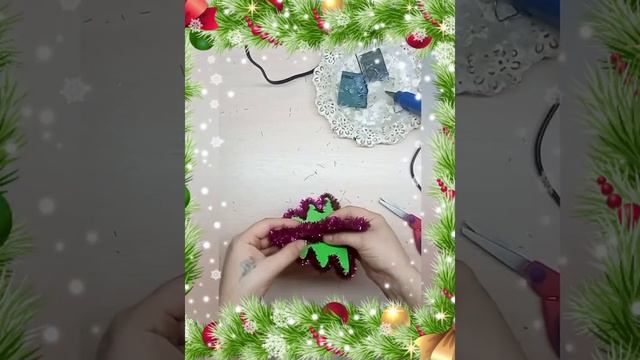 Новогодние игрушки. Елочка из фоамирана своими руками. смотреть онлайн