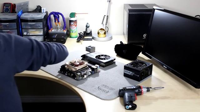Building A PC For My Game Room смотреть онлайн