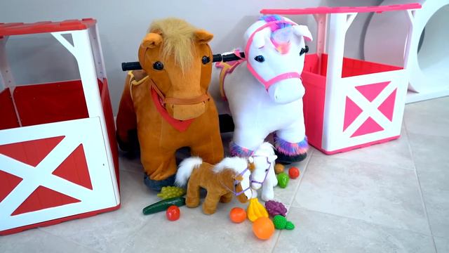 Diana Pretend play with Fun Food Truck Toy смотреть онлайн