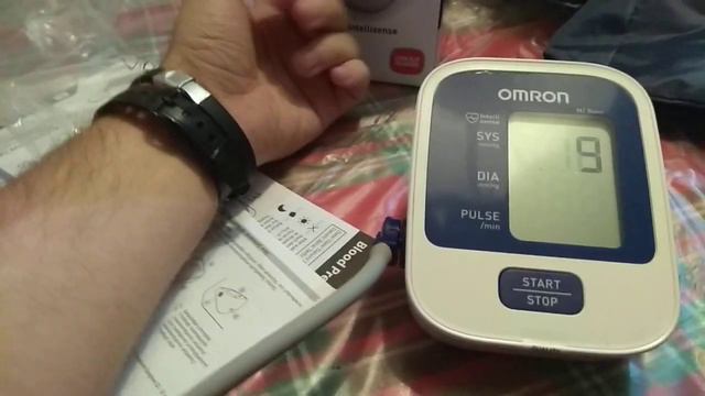 Omron M2 Basic HEM - 7120 πιεσόμετρο