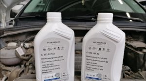 Skoda KODIAQ 1.4 TFSI MQ-350 замена масла в МКПП. Замена масла в МКПП МQ 350.