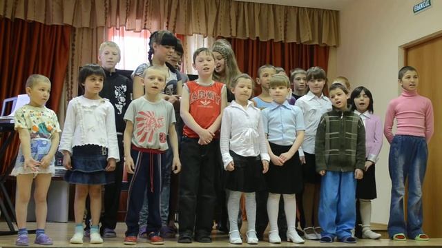 Дом под крышей голубой смотреть онлайн