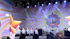 Студия танца "МИКС ДЭНС" -  "Там, за туманами", "Идёт солдат по городу"