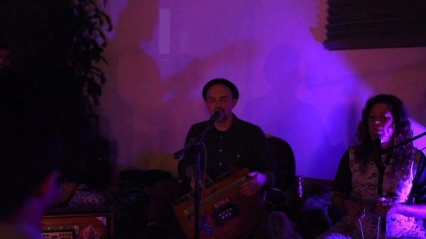 Kirtan on State: Maha Mantra