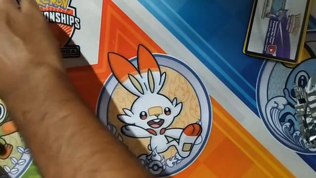 Unboxing: 10 Triple Packs Celebrações! - Pokémon TCG смотреть онлайн