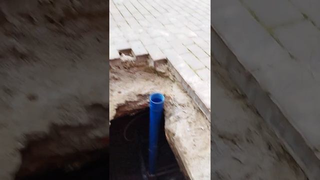 Ремонт скважины. В 125 трубу опустили 90 диаметра. Глубина скважины 84 метра. смотреть онлайн