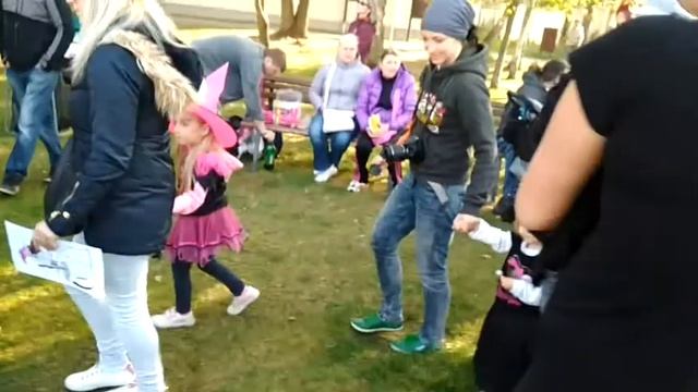 Как сделать костюм Малефисенты ... смотреть онлайн