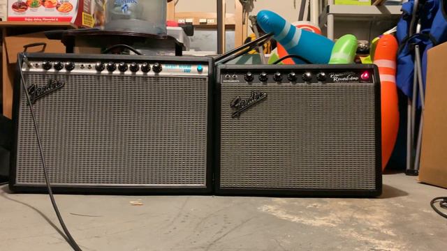 68 Custom Deluxe Reverb vs 65 Princeton Reverb Reissue смотреть онлайн