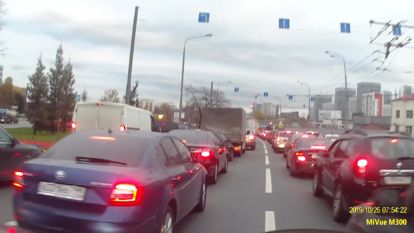 Открыл дверь и завалил междурядника... смотреть онлайн