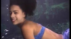 Красотка под водой