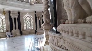 Храм Кришна Баларам Мандир днем 02.04.22. Индия. Вриндаван