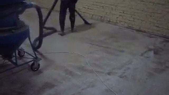 Обеспыливание пылесосом наливные полы