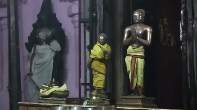 Vadivazhagu choornikai by Swami Manavala Mamunigal on Kaliyan смотреть онлайн