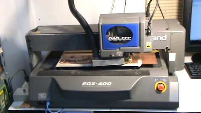 Quad (frame) cutting by Roland CNC смотреть онлайн