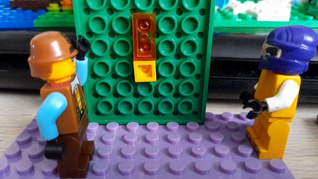 Lego Among us "Suspect" анимация смотреть онлайн