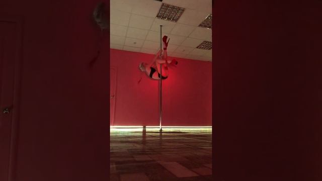 Танцы на пилоне смотреть онлайн