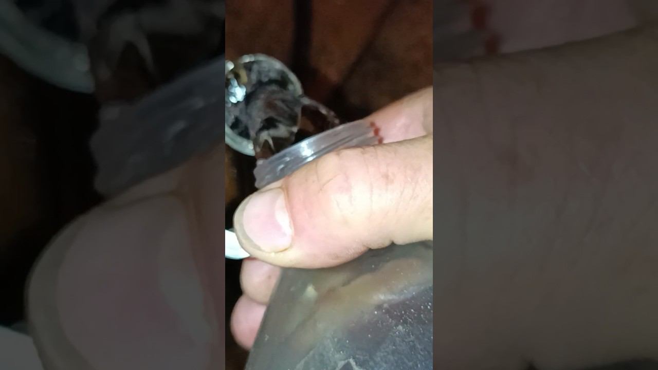 Вода начала уходить в скважину после продувки компрессором. смотреть онлайн