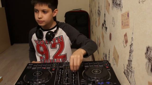 Долгожданный сет/DJ ARTik_5 смотреть онлайн
