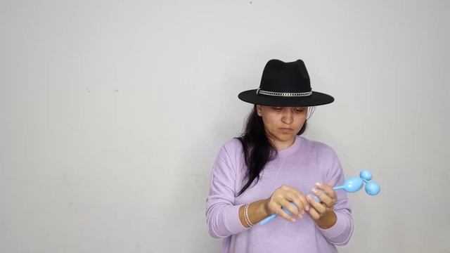 Как сделать шапку для снеговика из воздушных шаров смотреть онлайн