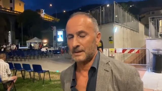 Consigliere Ilario Simonetta su consegna chiavi città Andora ad Alessandro Avallone смотреть онлайн