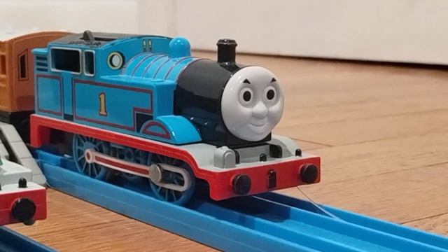 Thomas & the Guard (plarail remake) смотреть онлайн
