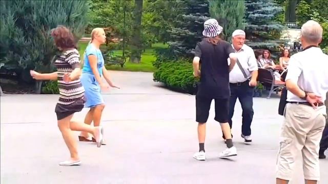 МАМА МИА МИА 15.07.2023 ХАРЬКОВ ТАНЦЫ смотреть онлайн