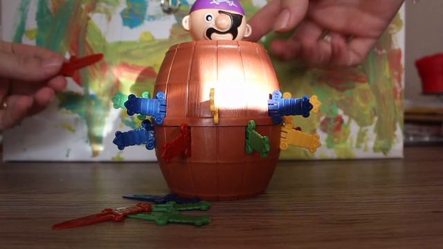 Наши игрушки - Jumping Pirate Game смотреть онлайн