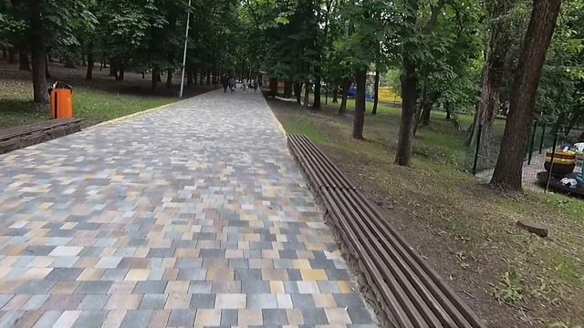 Июньская прогулка по Центральному ( Старому) парку города Ставрополя. смотреть онлайн