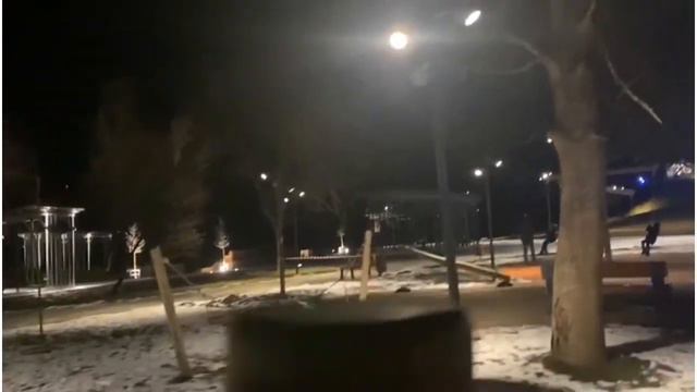 Парк Кура ночью. Красота! смотреть онлайн
