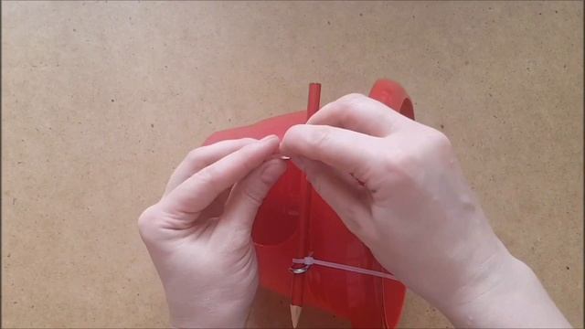 Кормушка для птиц из цветочного горшка