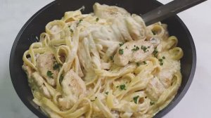 Вкусная паста.Куриный феттучини Альфредо Рецепт