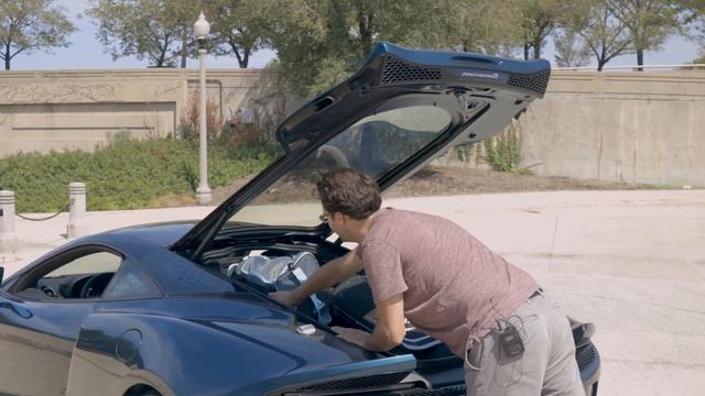 2022 McLaren GT: Cargo Test — Cars.com смотреть онлайн