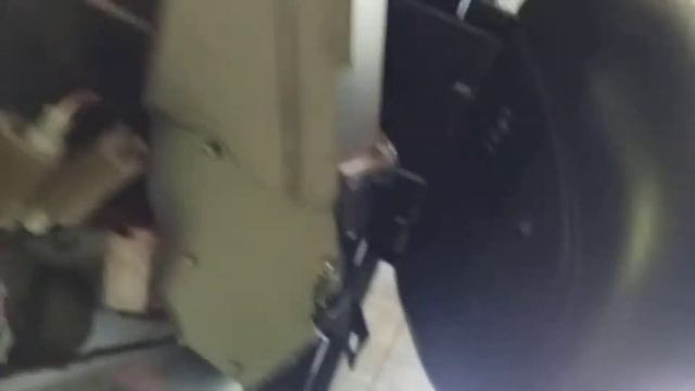 Снять обшивку задней ляды крышки багажника,снять дополнительный стоп сигнал Daewoo Matiz 2012г.в.