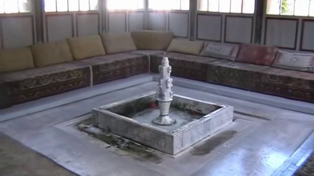 Bakczysaraj (Bachczysaraj)- Pałac chanów krymskich - Krym смотреть онлайн