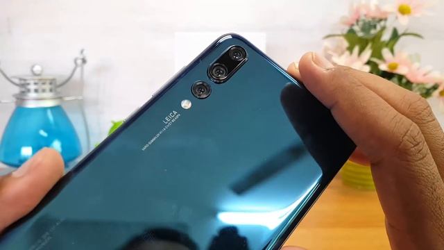 Huawei P20 Pro Unboxing in മലയാളം - Triple Camera Smartphone смотреть онлайн