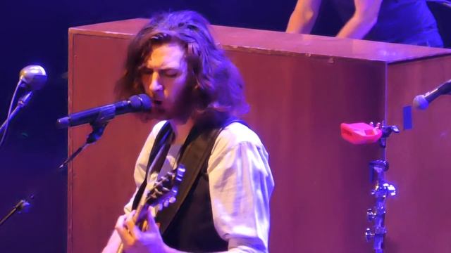 HD - Hozier - Almost (Sweet Music) Live (TZ81) @ Wiener Konzerthaus, Vienna 2019 Austria