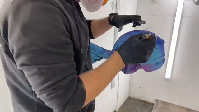 Как покрасить детский шлем. Тема «КОМИКС» смотреть онлайн